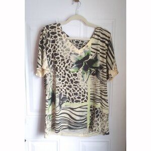 Women's 2X Animal Print Shirt in Exellent Condition